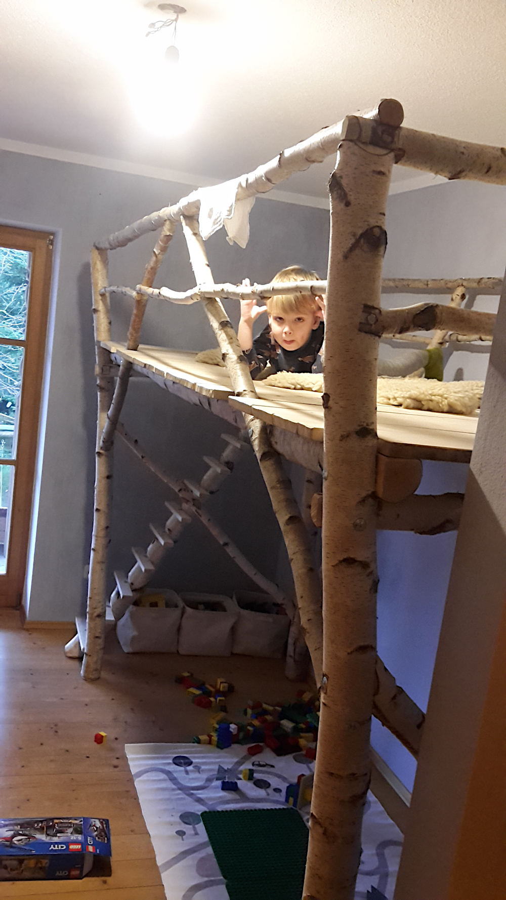 Bett fast fertig